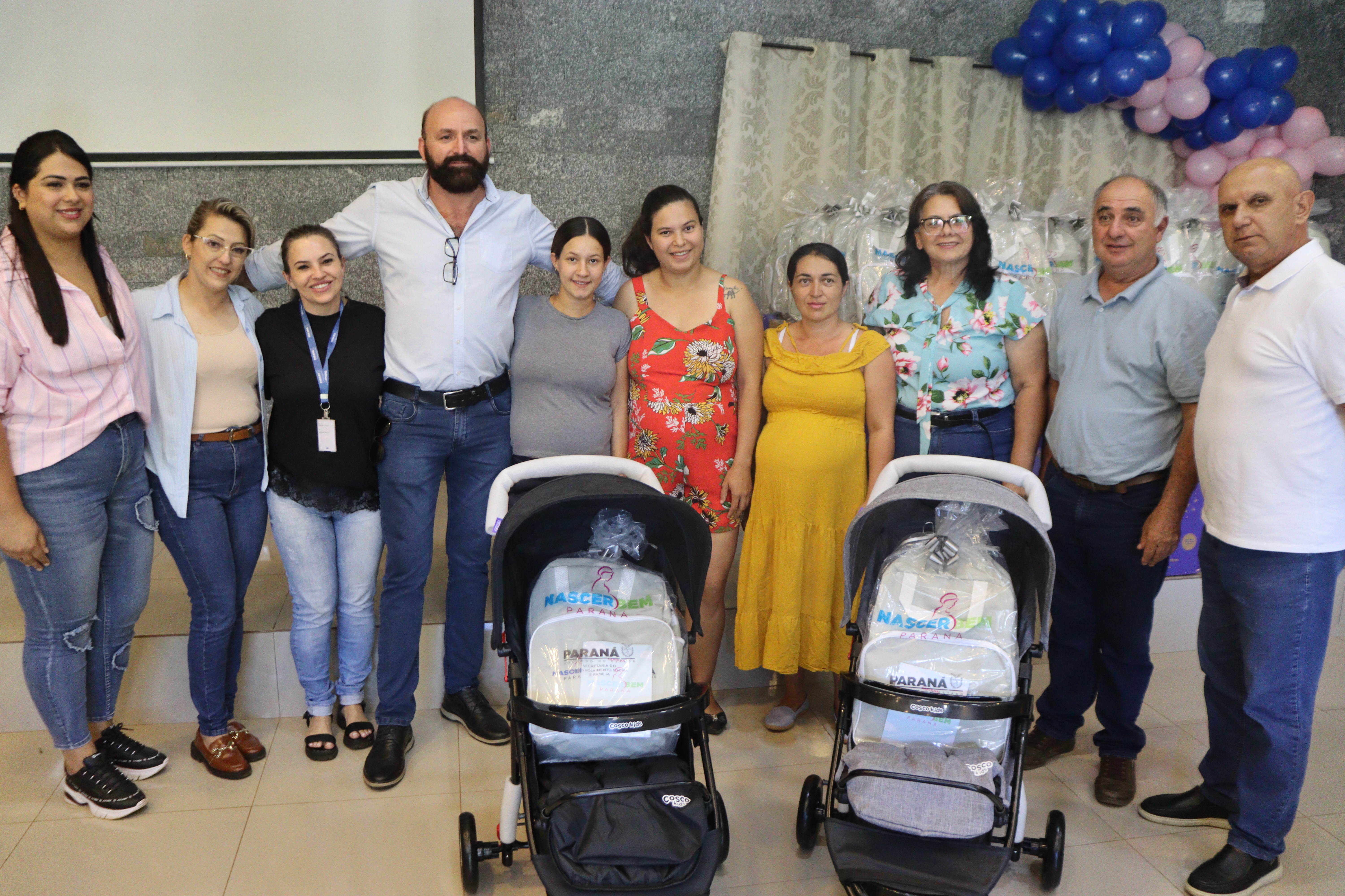 Prefeitura realiza entrega de kits para gestantes pelo Programa Nascer Bem Paraná
